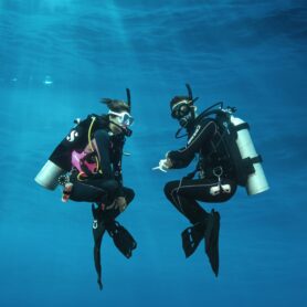 Peak Performance Buoyancy 1